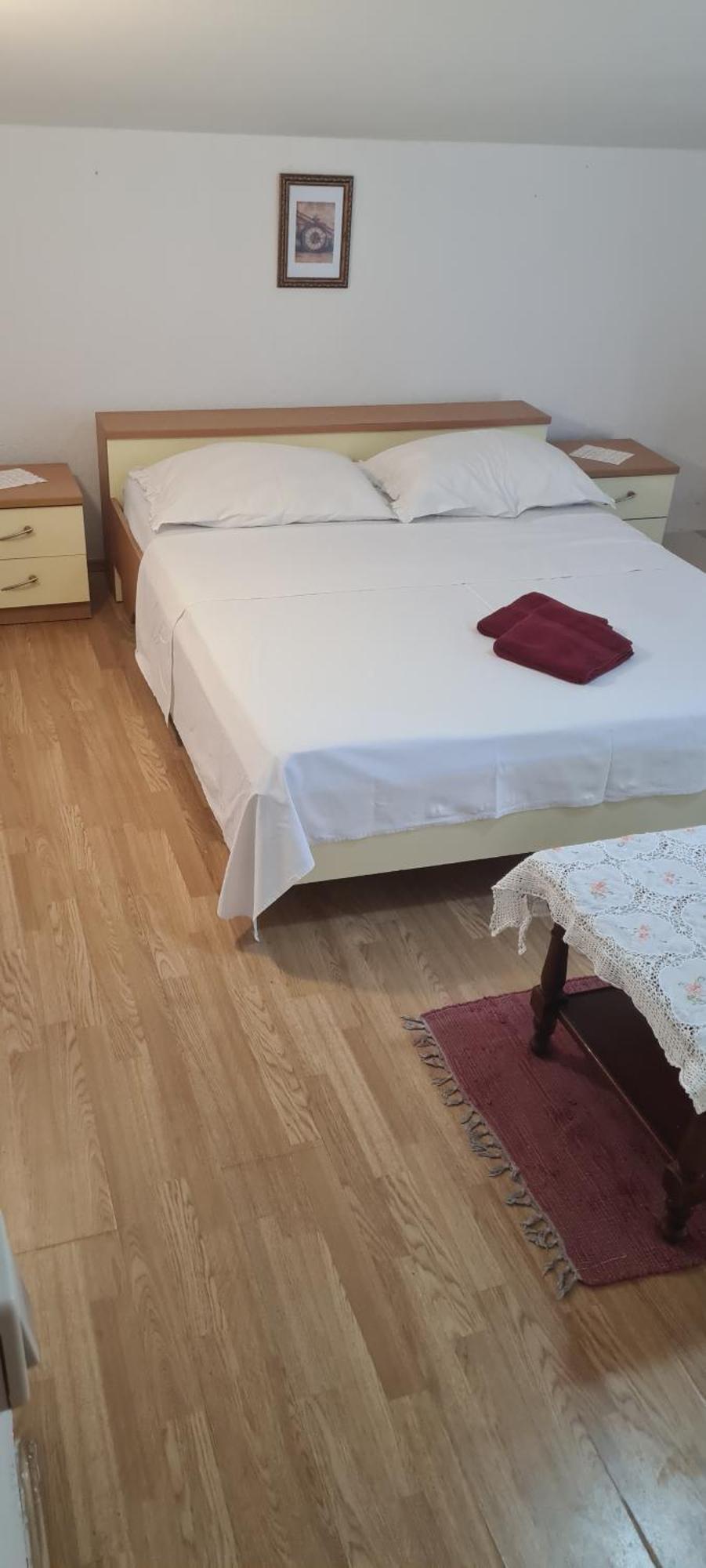Apartments Hugo Malinska Room photo