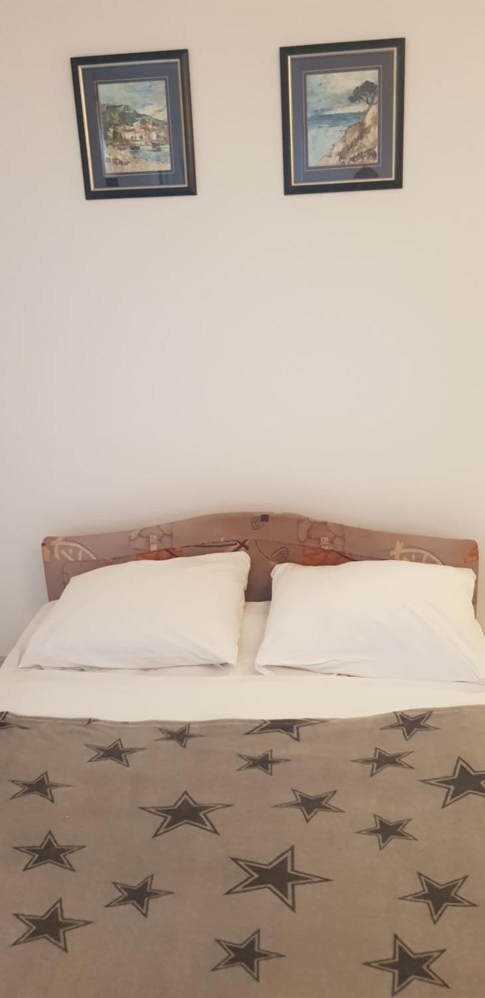 Apartments Hugo Malinska Room photo
